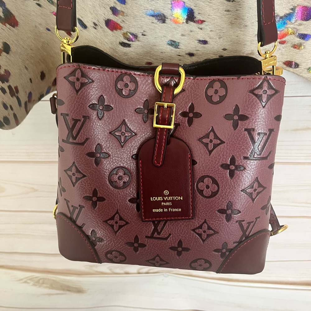 L*V* 1:1 Burgundy Monogram Women's Bag